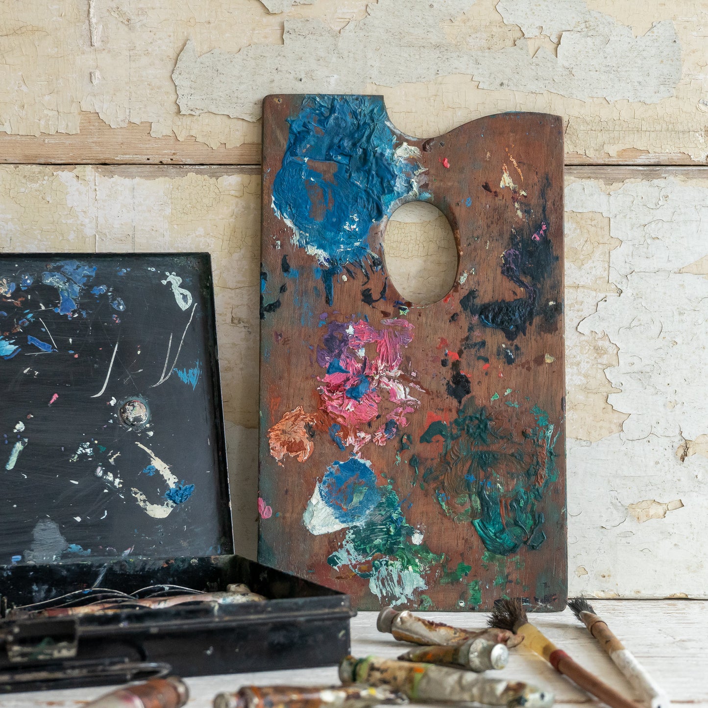 Early ROBERSON & Co Tin Paint Box with Wooden Palette