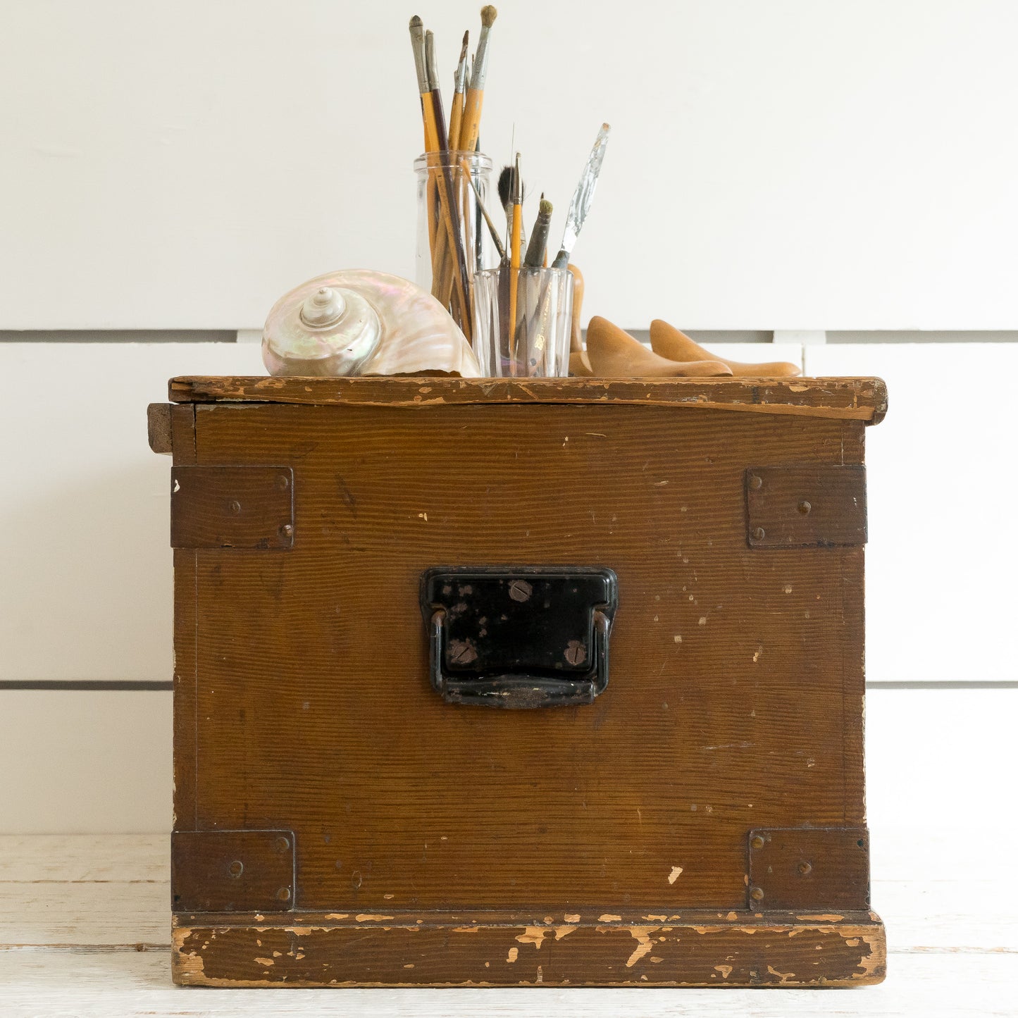 Rustic Grain Painted Pine Trunk