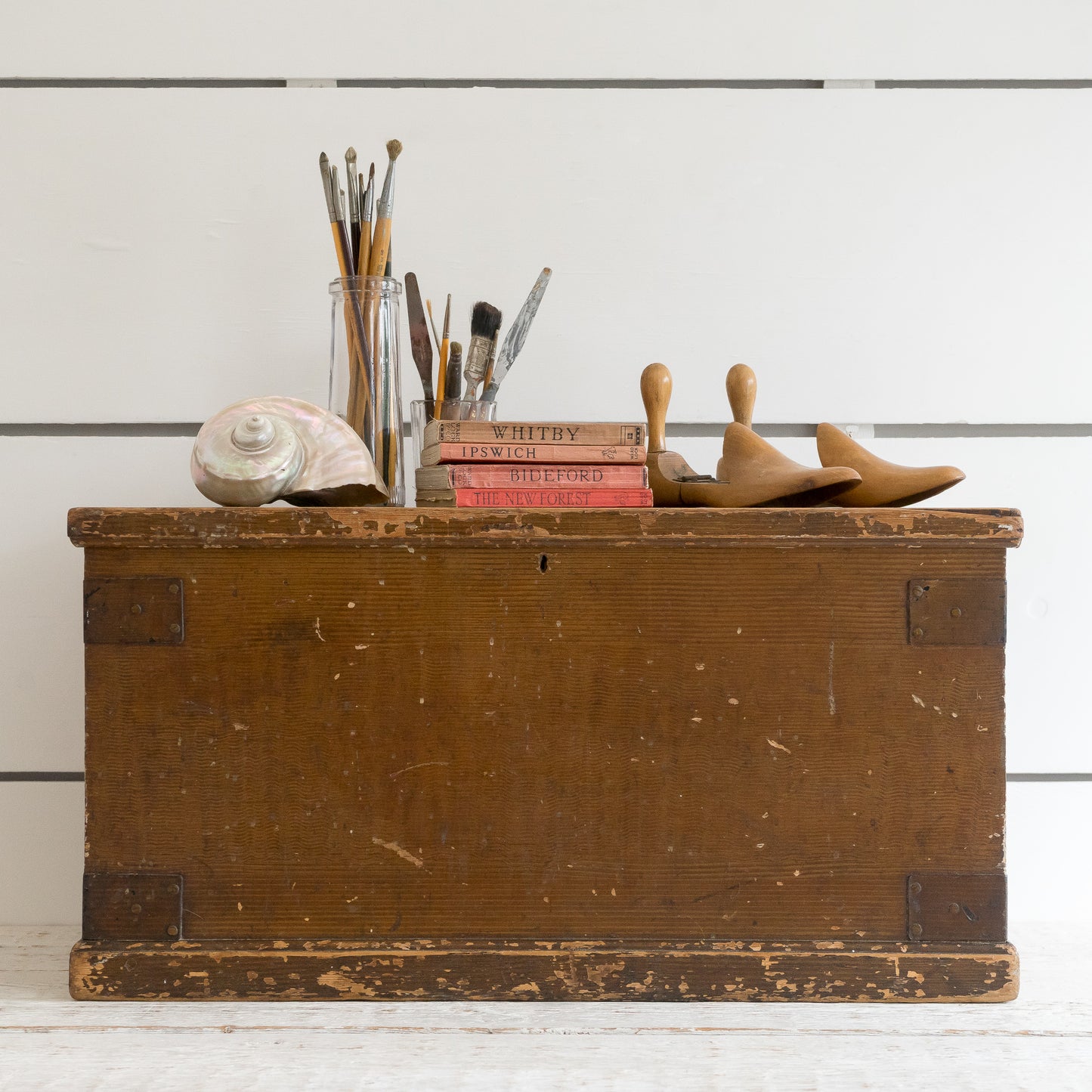 Rustic Grain Painted Pine Trunk