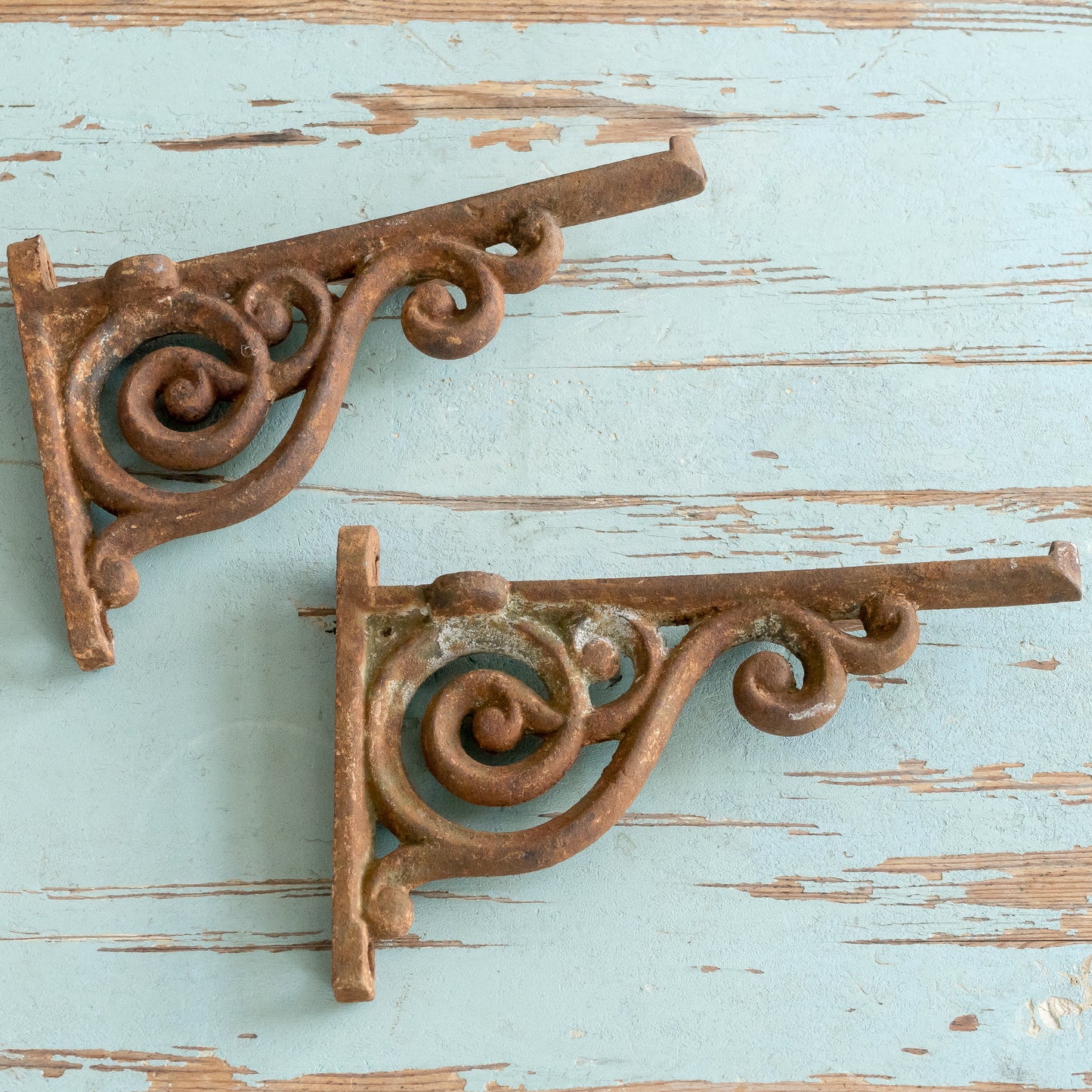 Decorative Rustic Cast Iron Shelf Brackets