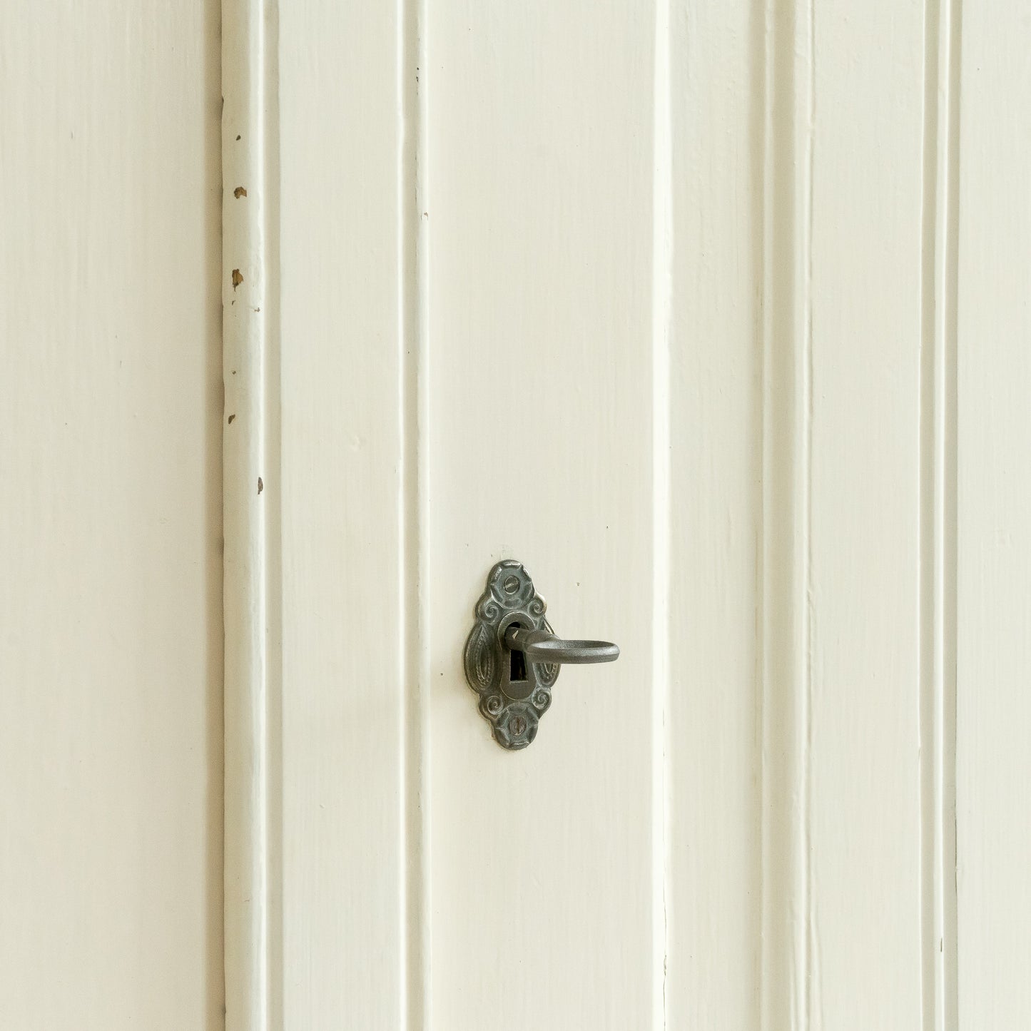DECORATIVE TIMEWORN CUPBOARD