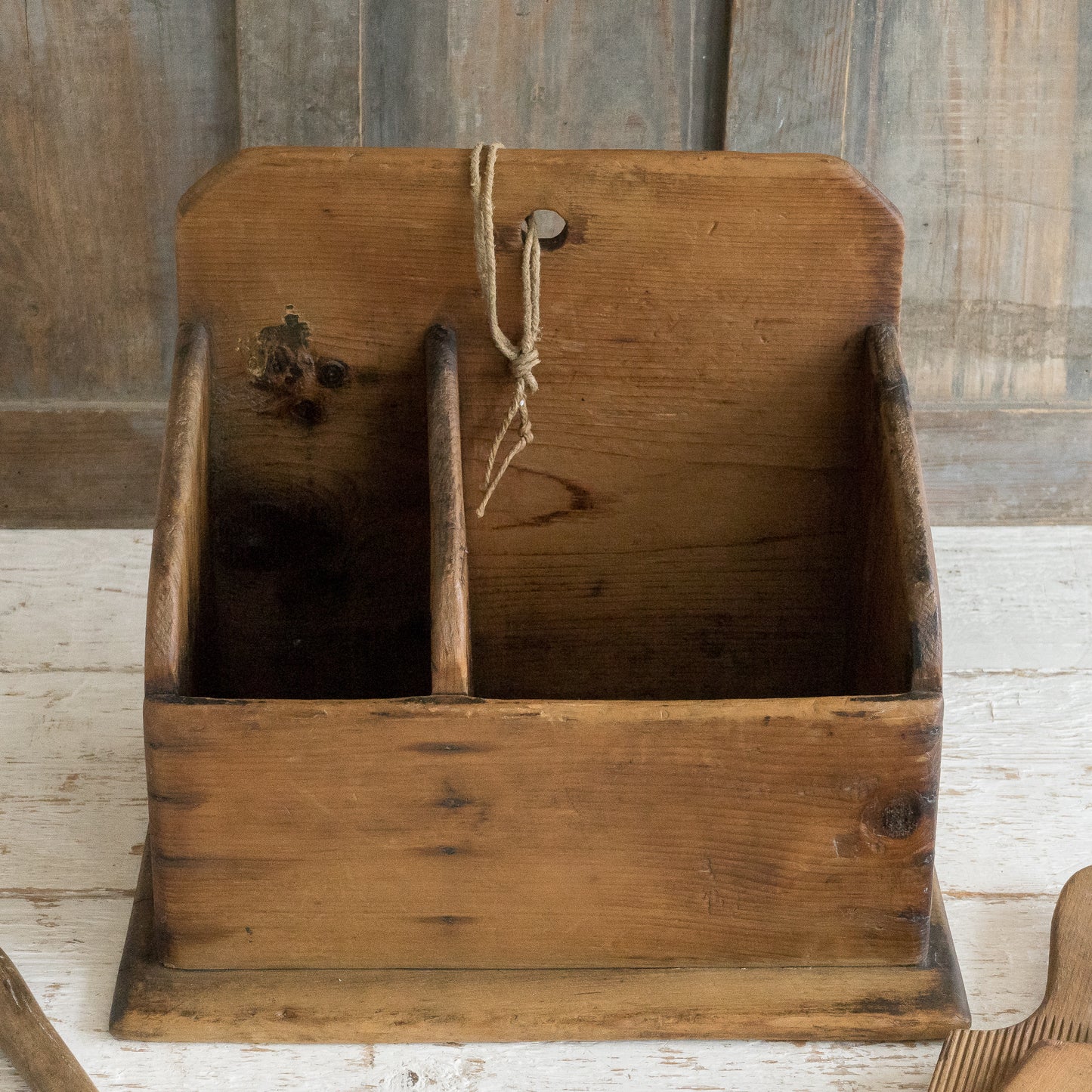 Fabulous Rustic Pine Box