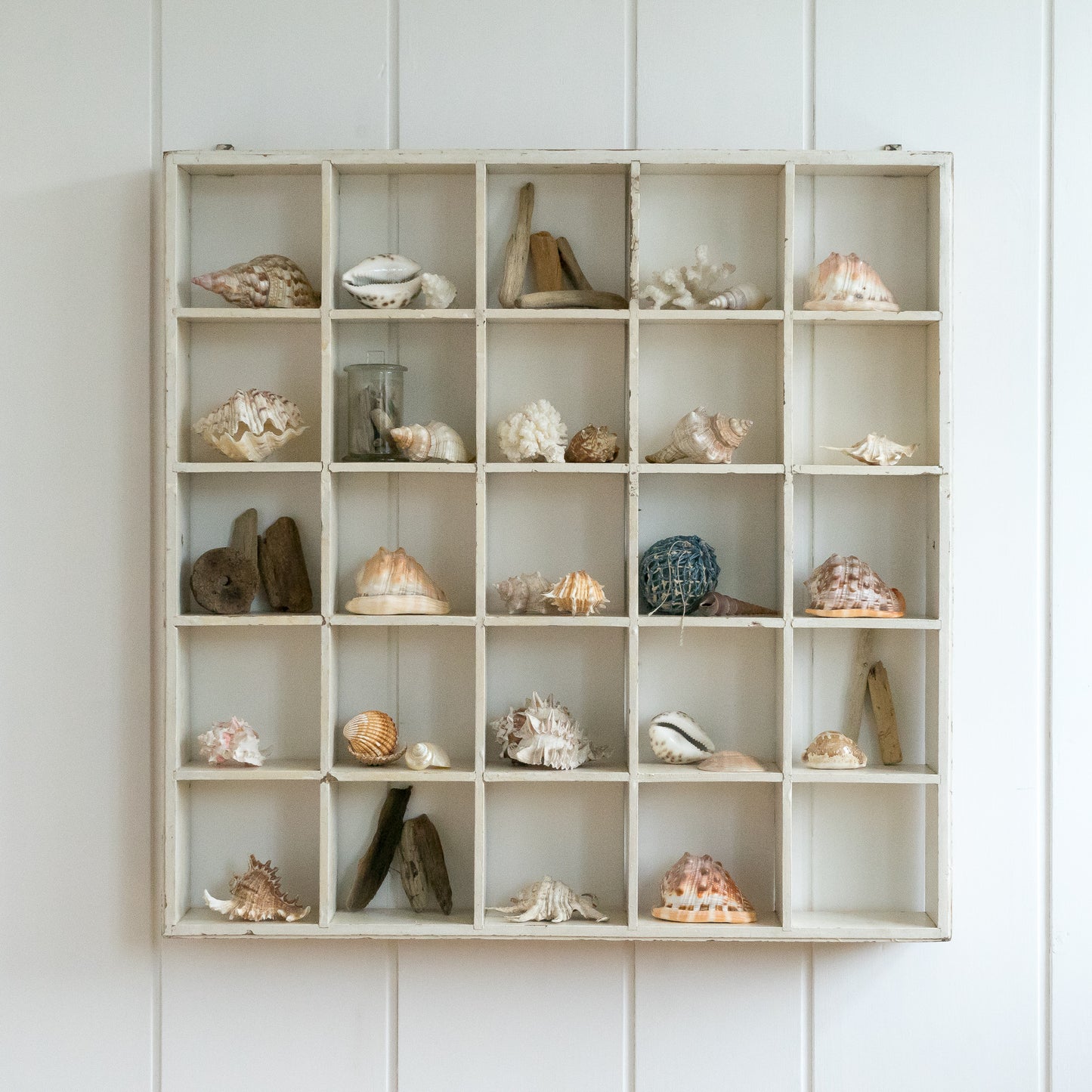 Rustic White Painted Pigeon Hole Shelf