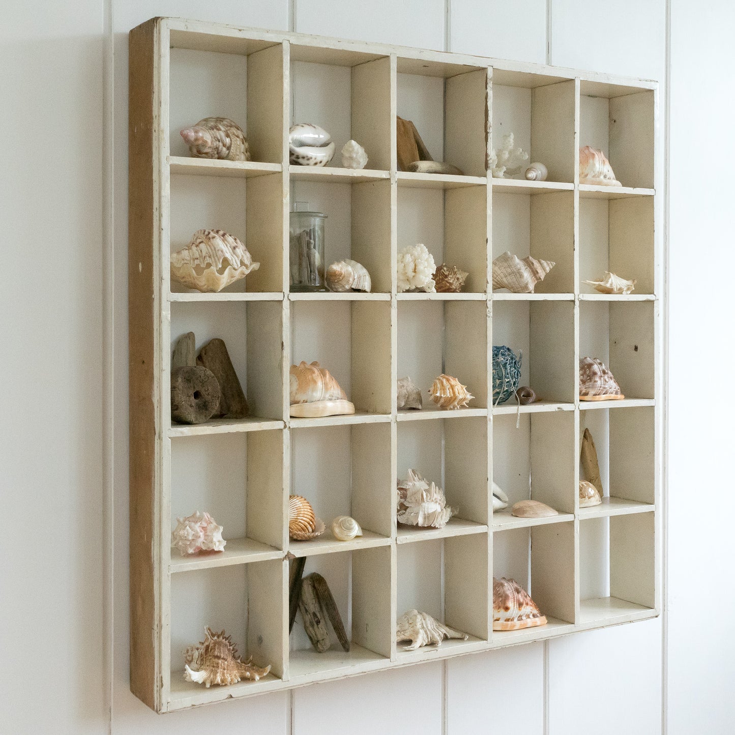 Rustic White Painted Pigeon Hole Shelf