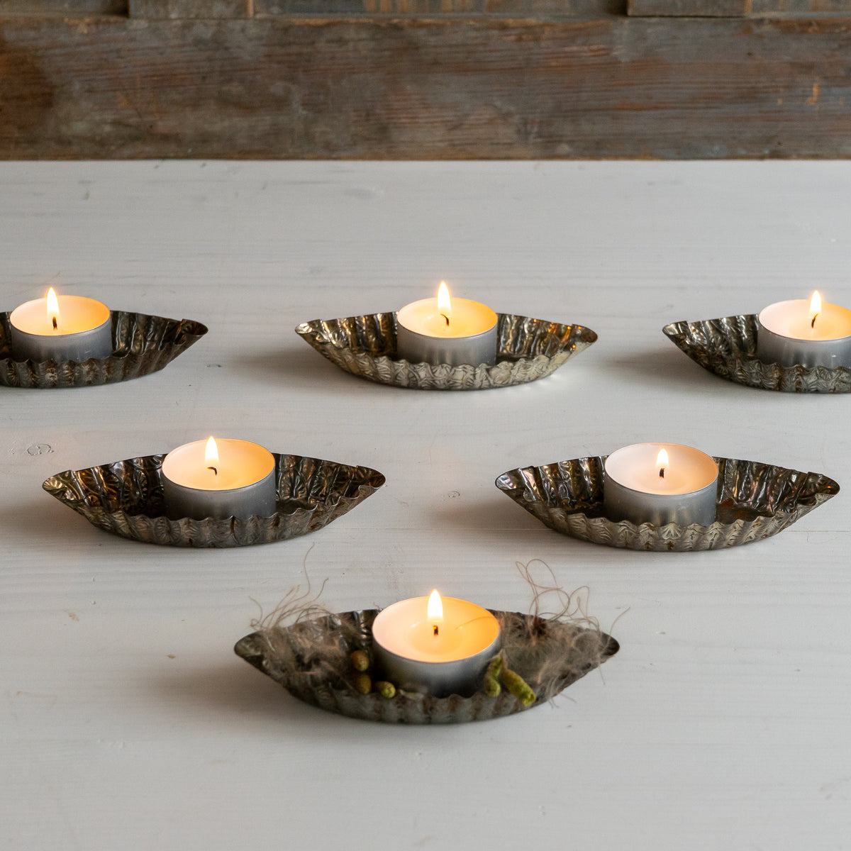 Set of 6 Boat Shape Decorative Patisserie Tins