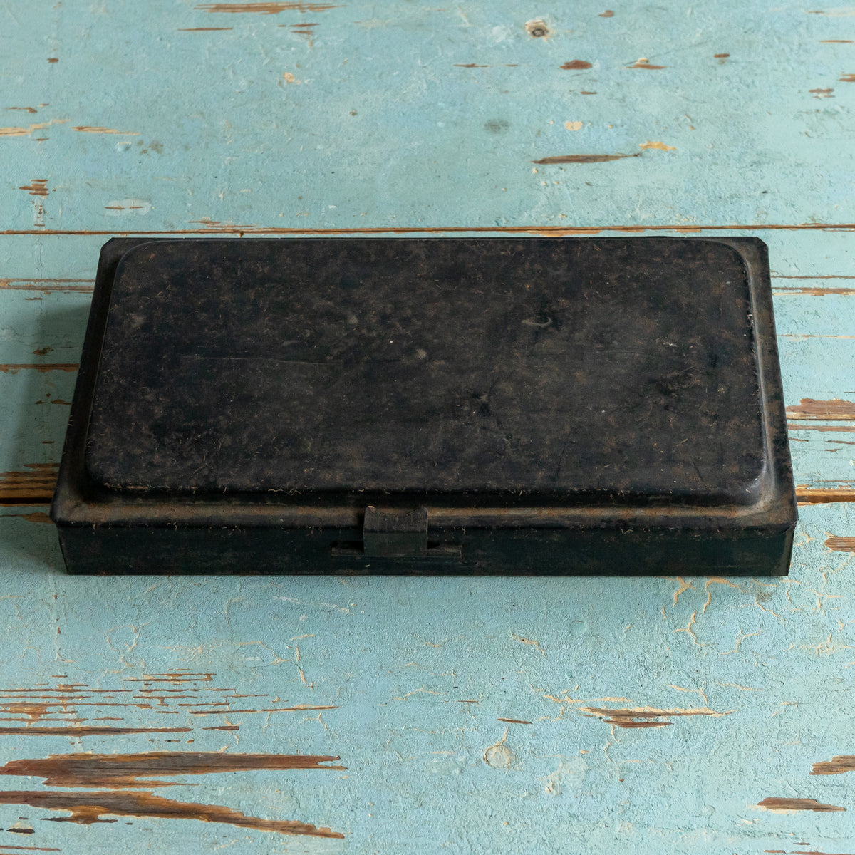 Vintage Reeves Paint Tin and Contents