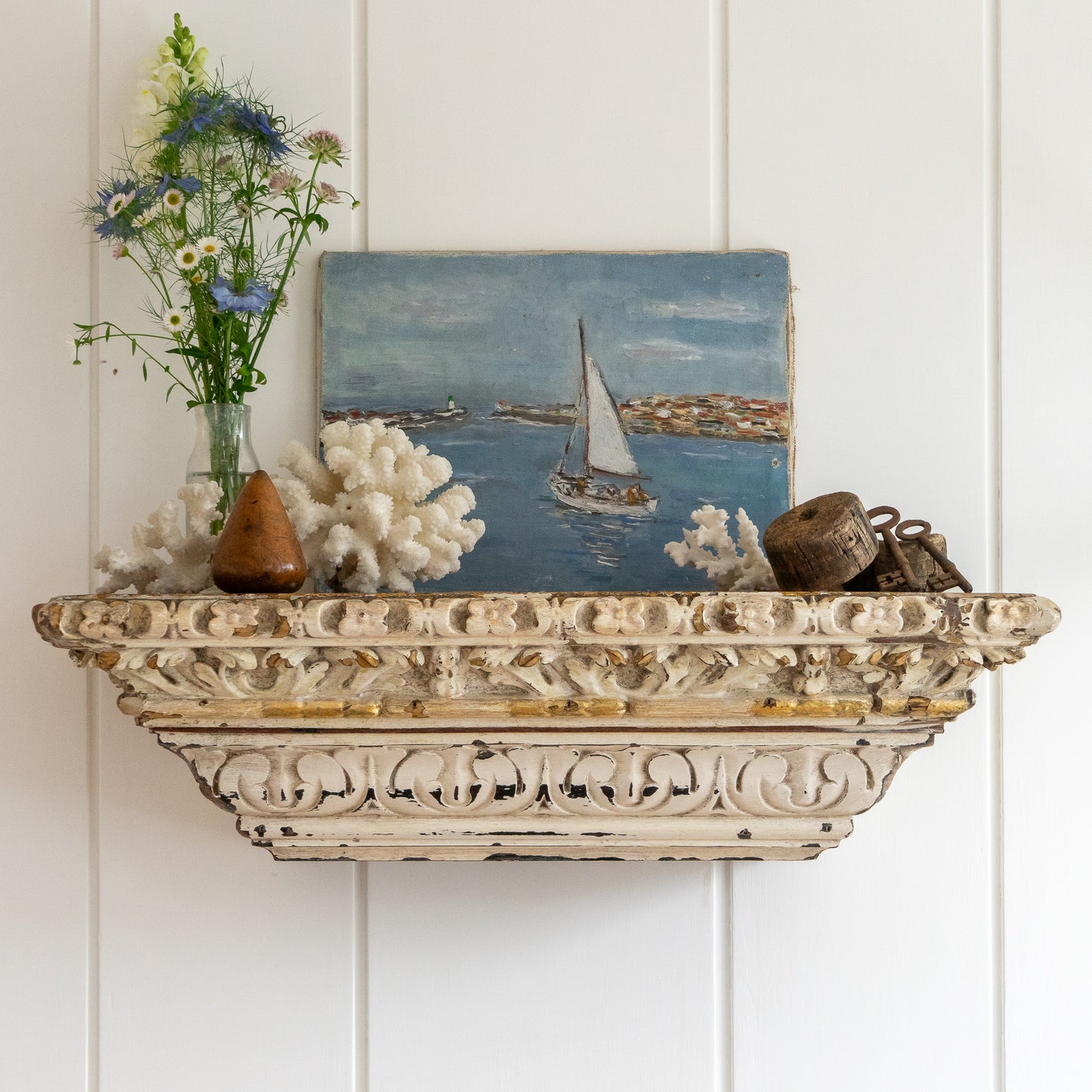Highly Decorative Shelf