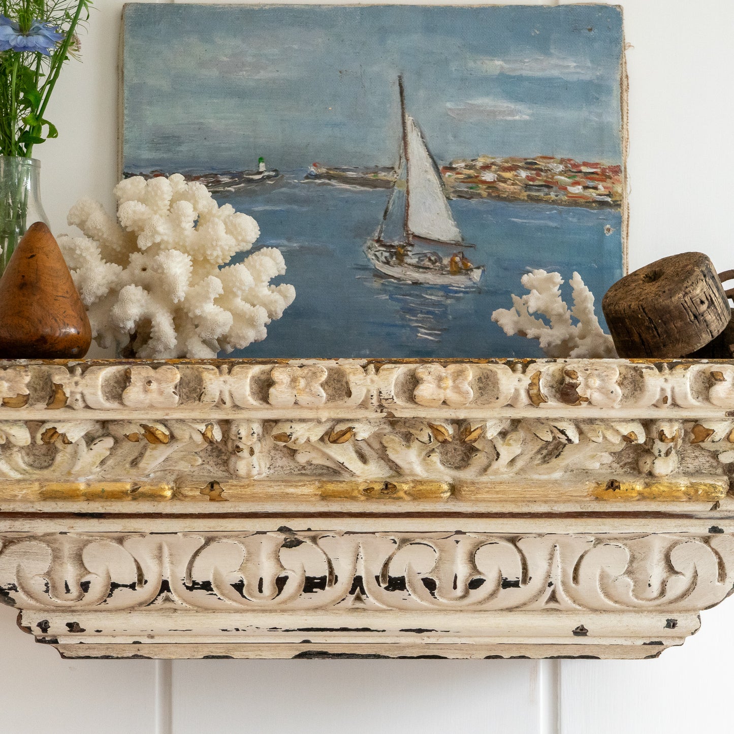 Highly Decorative Shelf