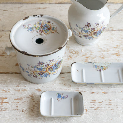Charming Vintage Floral Enamel Set