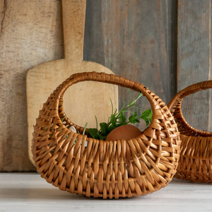 Cute Little Vintage 'Gondola' Basket