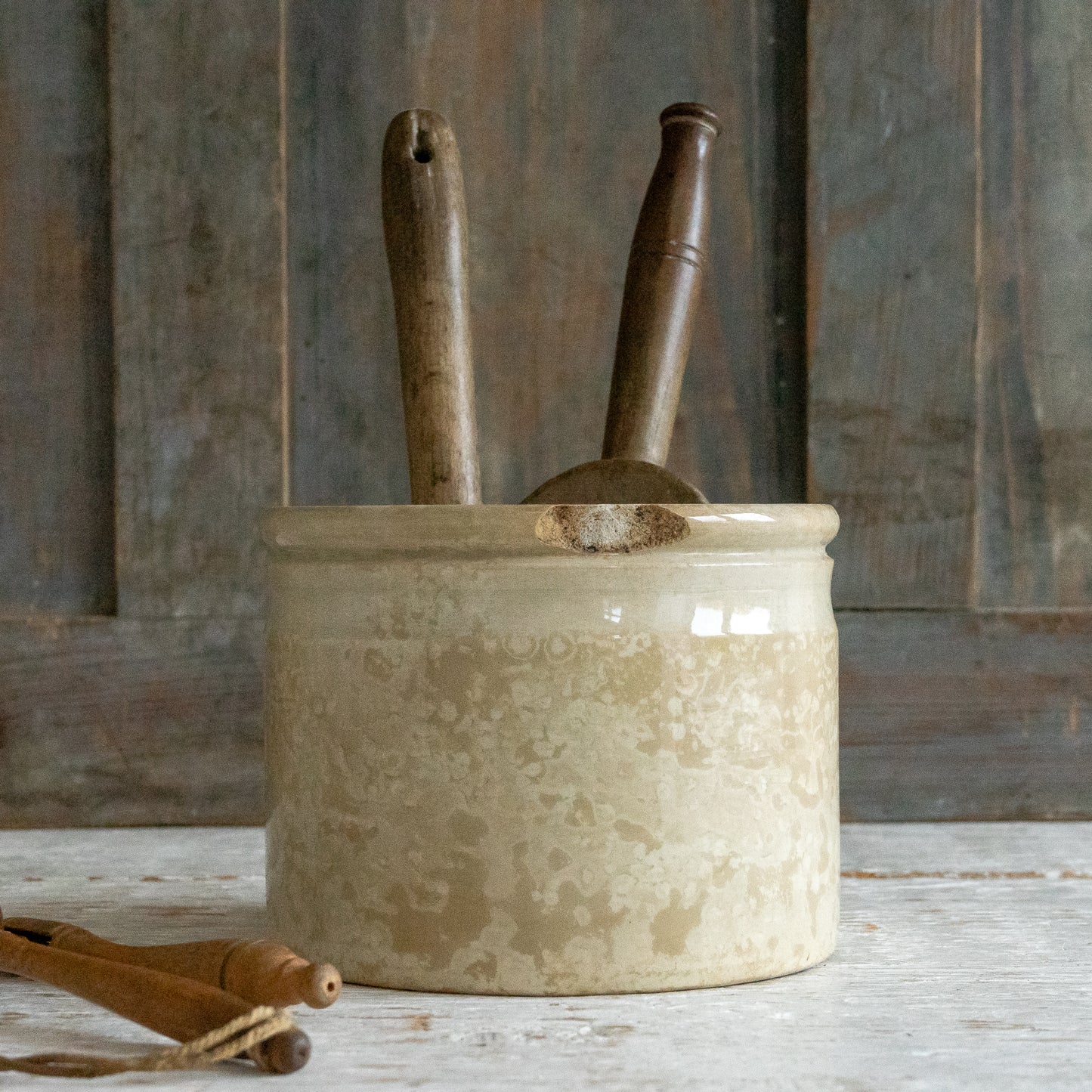 Fabulous Old Buttery White French Pot