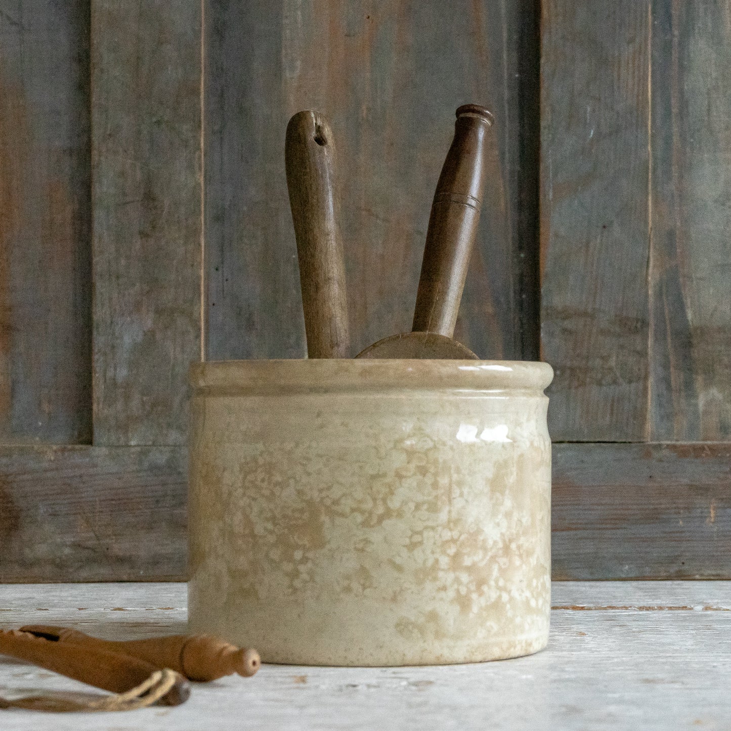 Fabulous Old Buttery White French Pot