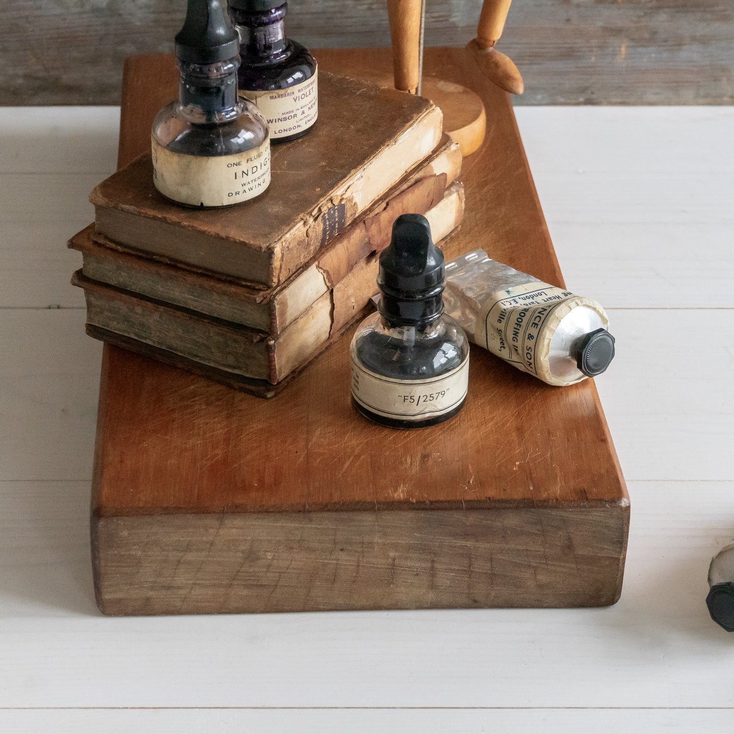 Heavy Wooden Display Stand Chopping Board