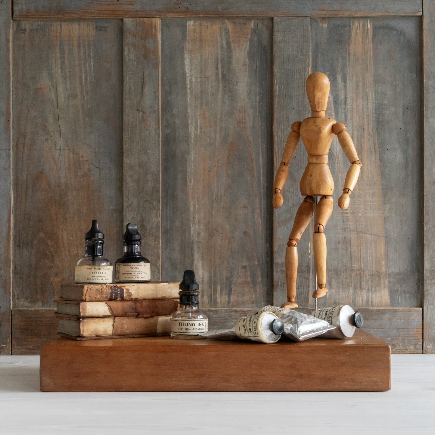 Heavy Wooden Display Stand Chopping Board