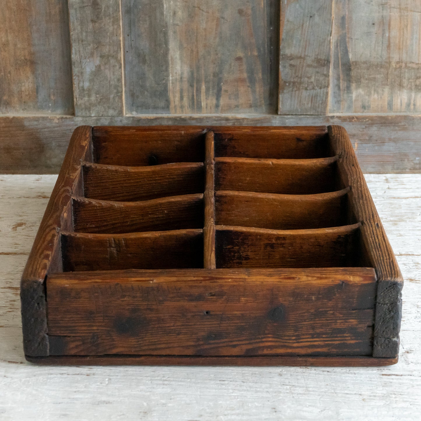 Little Pigeon Hole Shelf Caddy