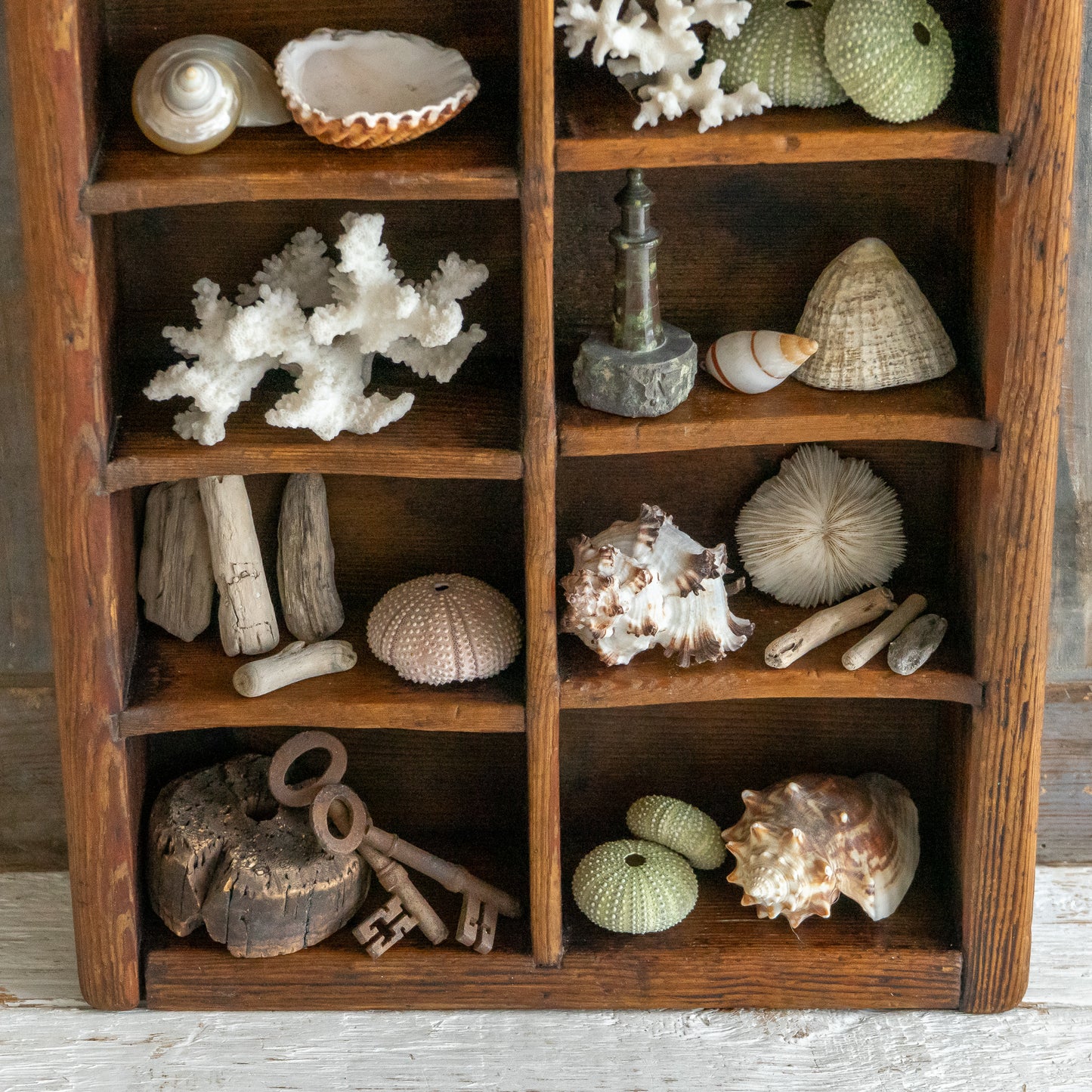 Little Pigeon Hole Shelf Caddy
