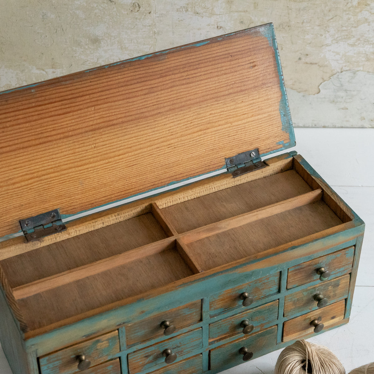 Original Painted Little set of Drawers
