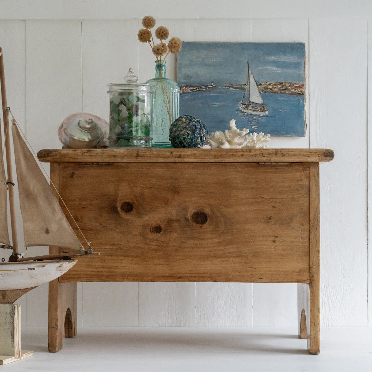 Rustic Pine Bench Box