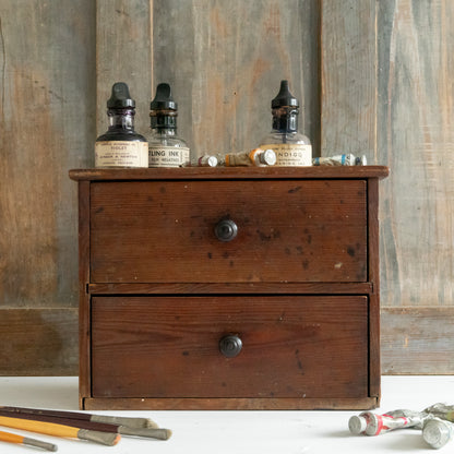 Sweet Little Set of Drawers
