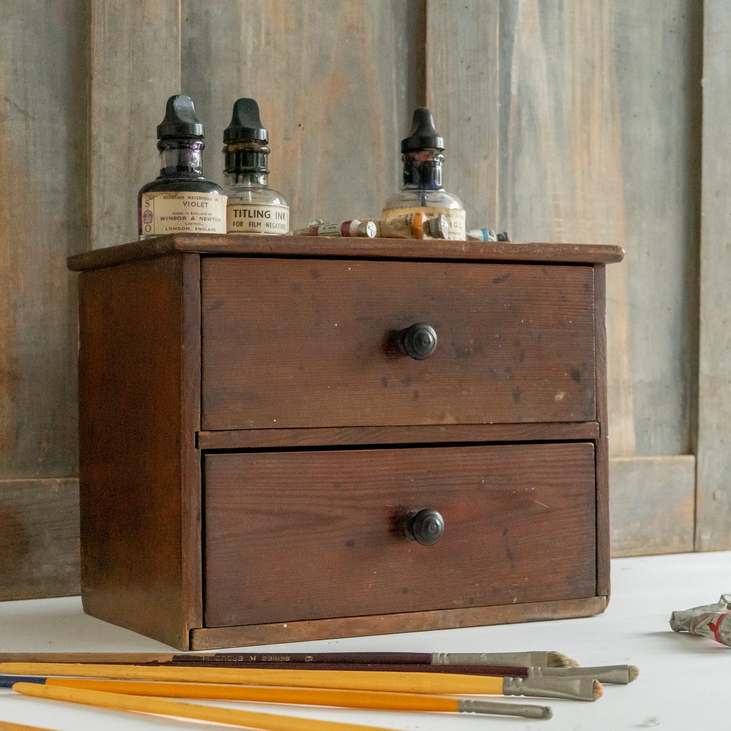 Sweet Little Set of Drawers