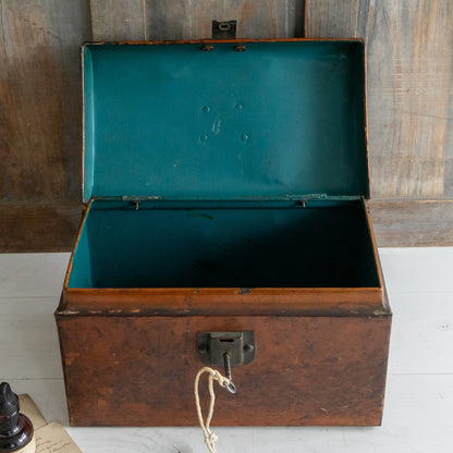 Toleware Tin Trunk