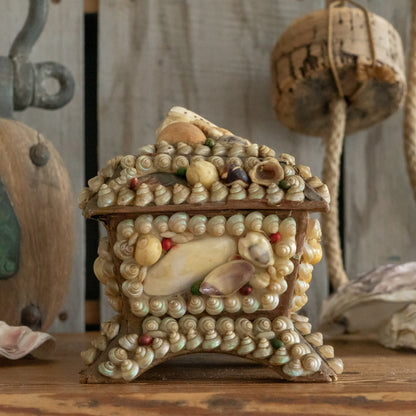 Vintage Shell Covered Souvenir Jewellery Box